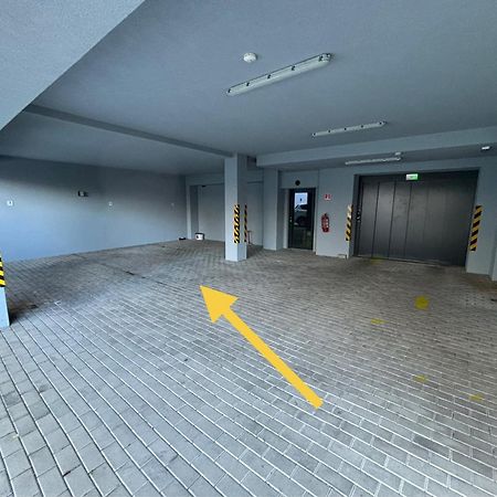 New Apartment 6 - Self Check In, Free Parking Братислава Екстериор снимка
